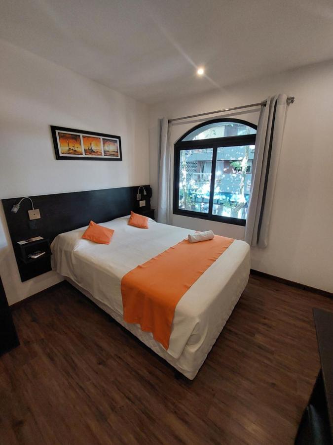 Posada Los Pinos Colonia del Sacramento Dış mekan fotoğraf