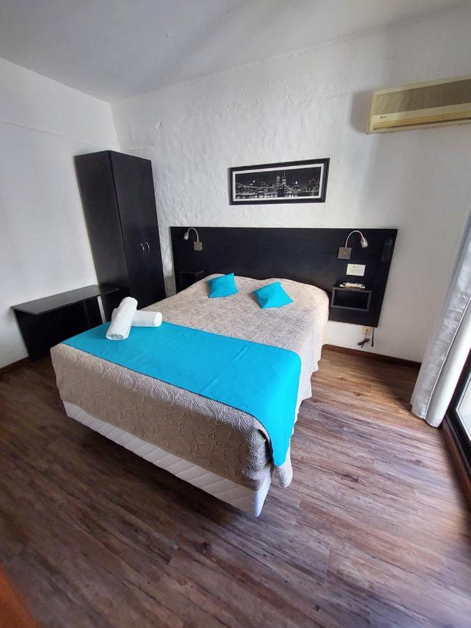 Posada Los Pinos Colonia del Sacramento Dış mekan fotoğraf
